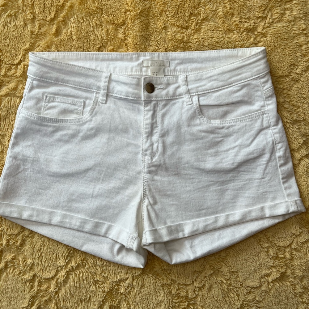 H&M High Waisted White Shorts- Size 8